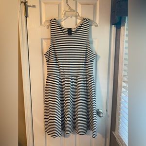 Old Navy dress